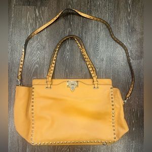 Authentic Valentino Large Rockstud Tote Bag in Grained Leather